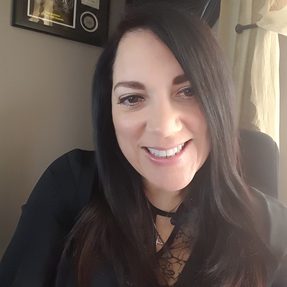 Meet your Posher, Christina